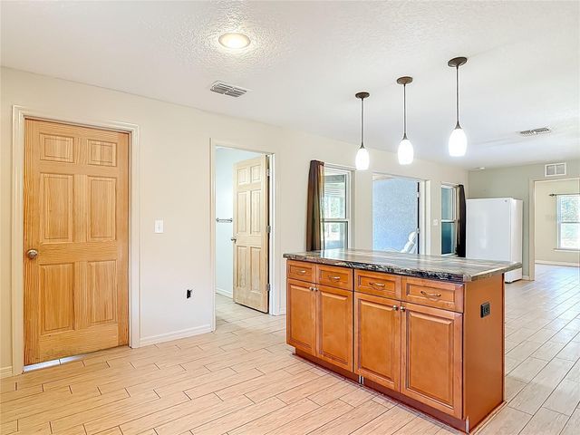 6100 WINNING WOOD TRAIL, De Leon Springs, FL 32130