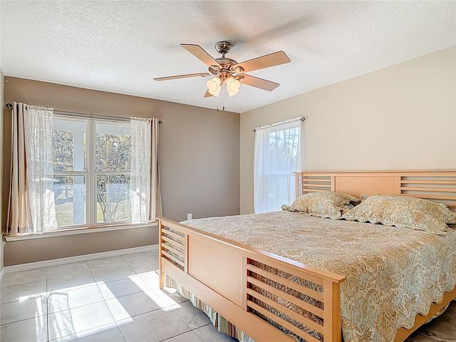 6100 WINNING WOOD TRAIL, De Leon Springs, FL 32130