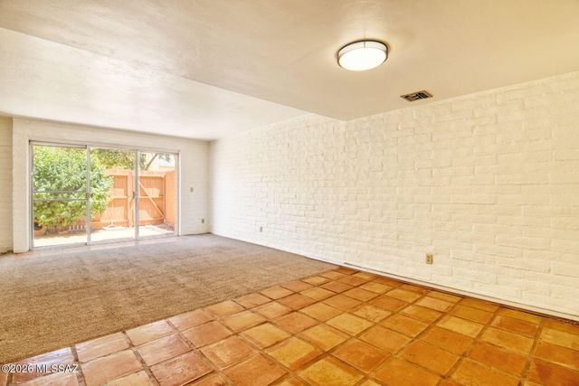 2875 N Tucson Blvd Apt 44, Tucson, AZ 85716