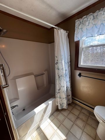 150 Porcupine Circle, Salem, NH 03079