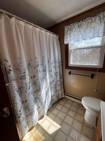 150 Porcupine Circle, Salem, NH 03079