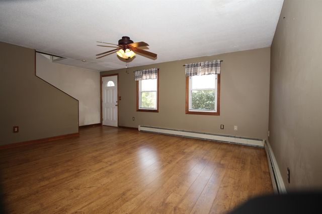 150 Porcupine Circle, Salem, NH 03079