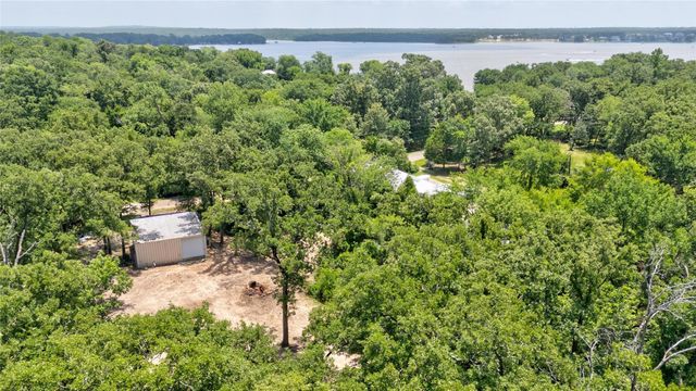 136 Kings Row, Malakoff, TX 75148