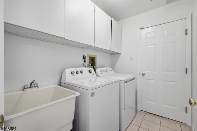 1802 S Branch Dr, Readington Twp., NJ 08889