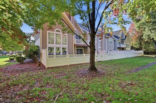 1802 S Branch Dr, Readington Twp., NJ 08889