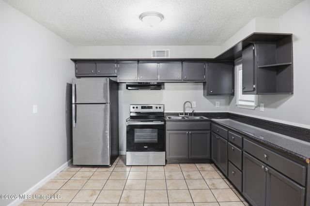 3135 Forest Glen Drive, Horn Lake, MS 38637