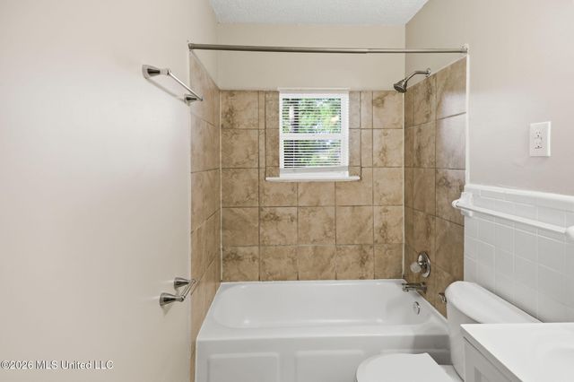 3135 Forest Glen Drive, Horn Lake, MS 38637