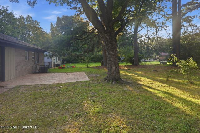 3135 Forest Glen Drive, Horn Lake, MS 38637