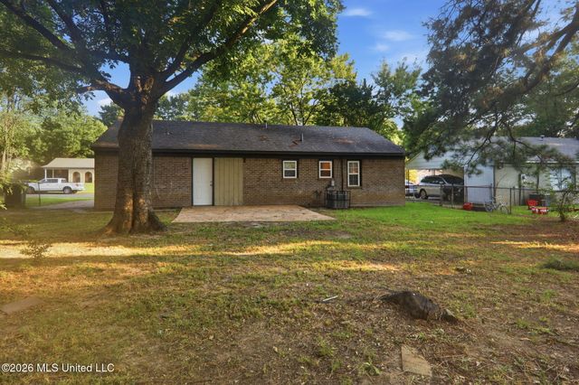 3135 Forest Glen Drive, Horn Lake, MS 38637