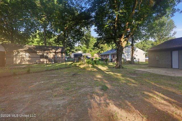 3135 Forest Glen Drive, Horn Lake, MS 38637