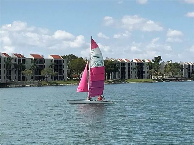 116 Lake Emerald Drive 101, Oakland Park, FL 33309
