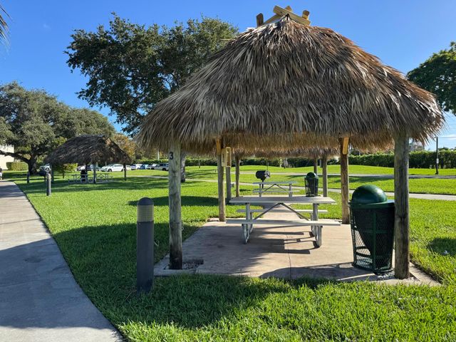 116 Lake Emerald Drive 101, Oakland Park, FL 33309