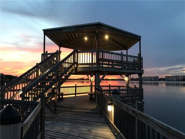 116 Lake Emerald Drive 101, Oakland Park, FL 33309