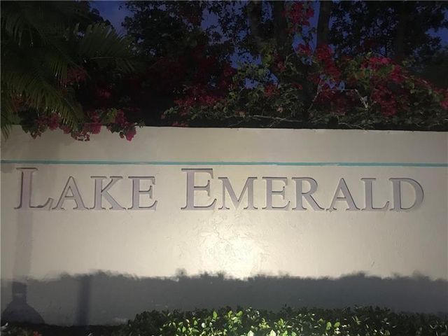 116 Lake Emerald Drive 101, Oakland Park, FL 33309