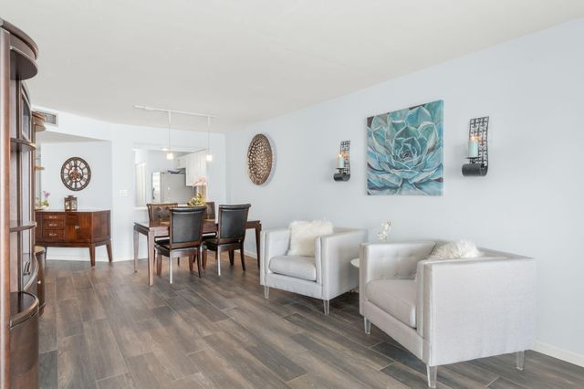 116 Lake Emerald Drive 101, Oakland Park, FL 33309