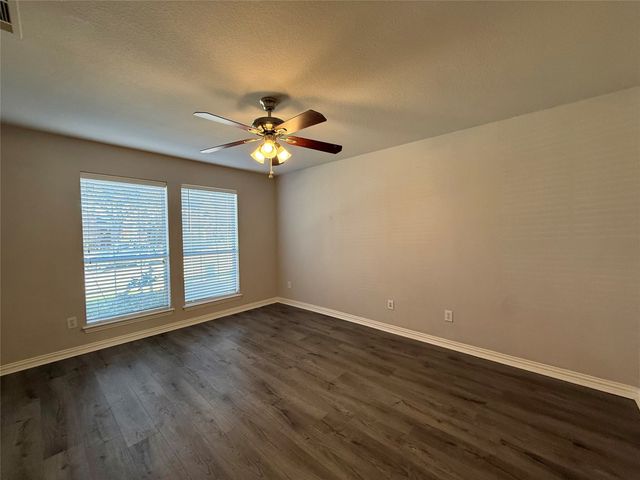 1728 Flamingo Drive, Little Elm, TX 75068