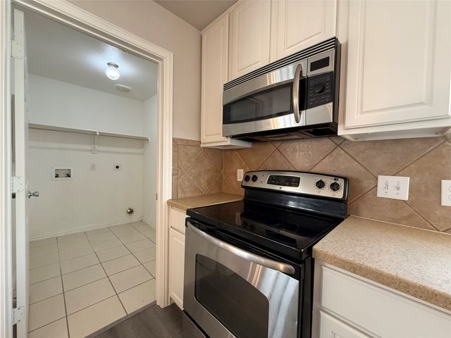 1728 Flamingo Drive, Little Elm, TX 75068