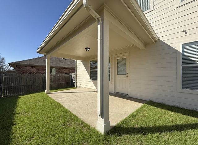 1728 Flamingo Drive, Little Elm, TX 75068