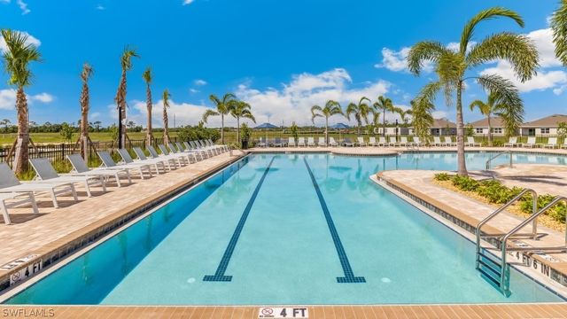 16525 BLUE CORAL LN, North Fort Myers, FL 33903