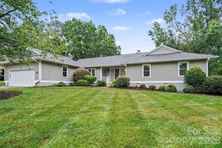 8225 Strawberry Lane, Charlotte, NC 28277