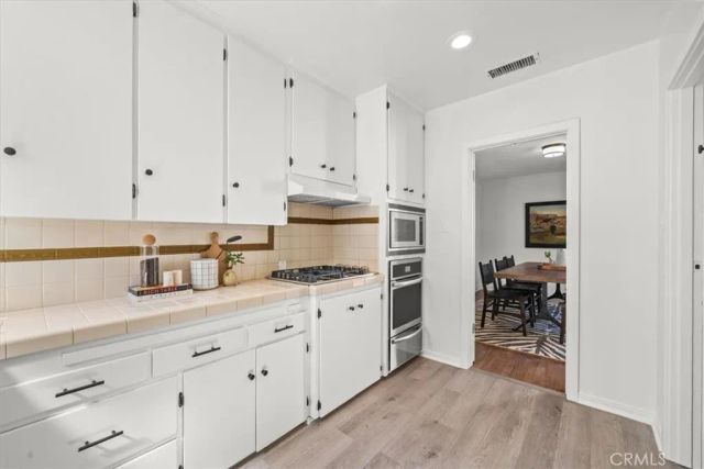 11155 Hortense Street, Toluca Lake, CA 91602