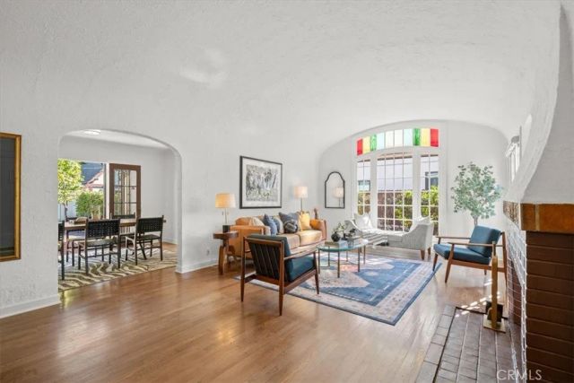 11155 Hortense Street, Toluca Lake, CA 91602