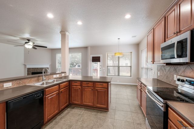 26415 Walden Oak, San Antonio, TX 78260