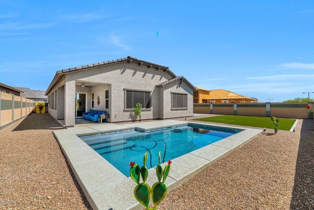 16979 W ALAMEDA Road, Surprise, AZ 85387