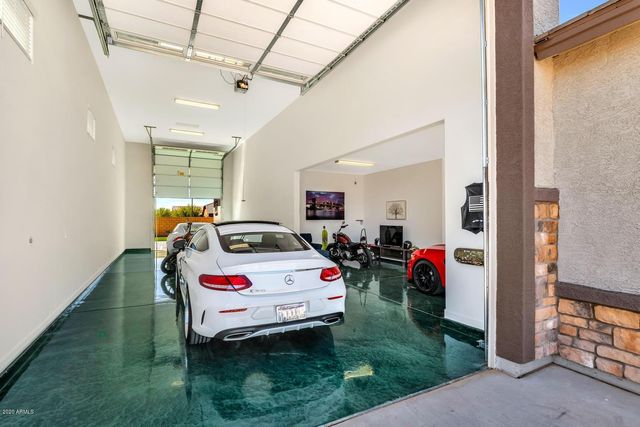 16979 W ALAMEDA Road, Surprise, AZ 85387