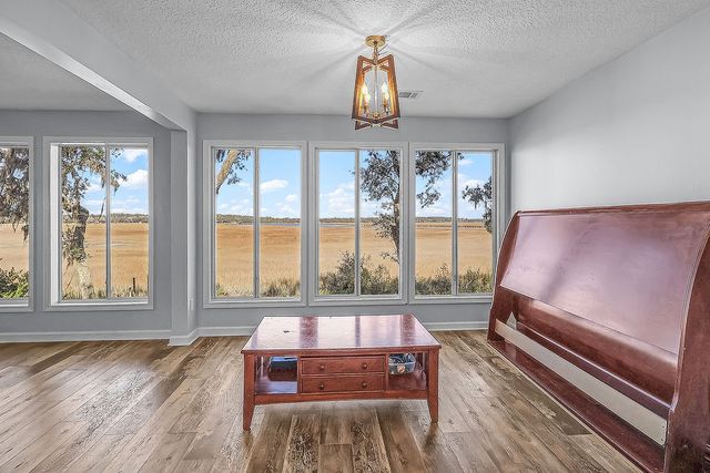 1090 Goldfinch Loop NE, Townsend, GA 31331