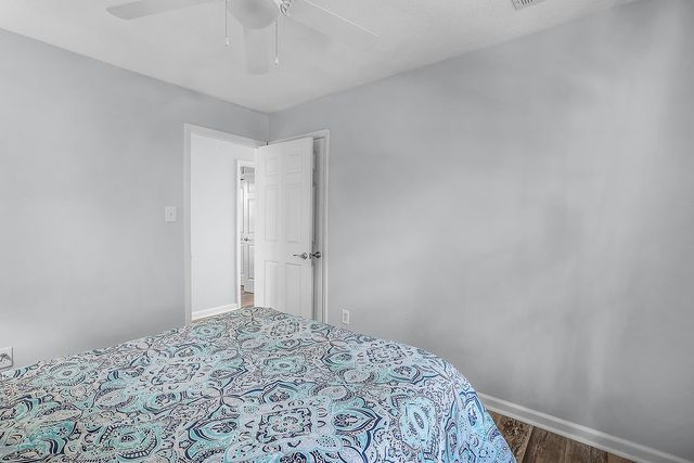 1090 Goldfinch Loop NE, Townsend, GA 31331