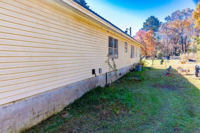 1241 Back Penn Road, Summerville, GA 30747