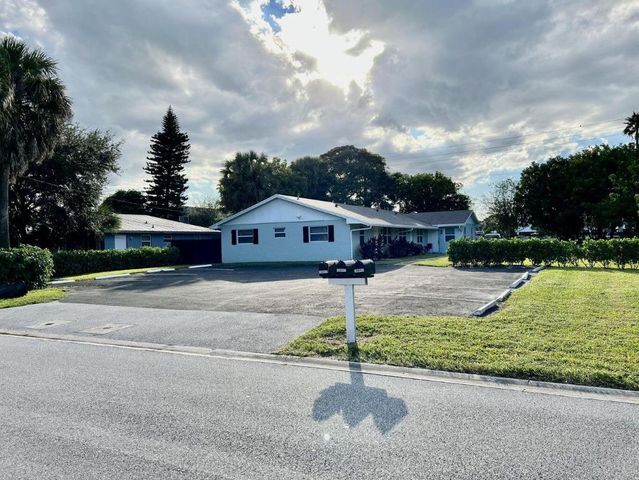 8867 Sunset Drive 8867, Palm Beach Gardens, FL 33410