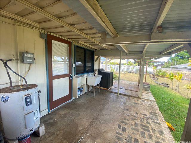45-735 Kamehameha Highway A, Kaneohe, HI 96744