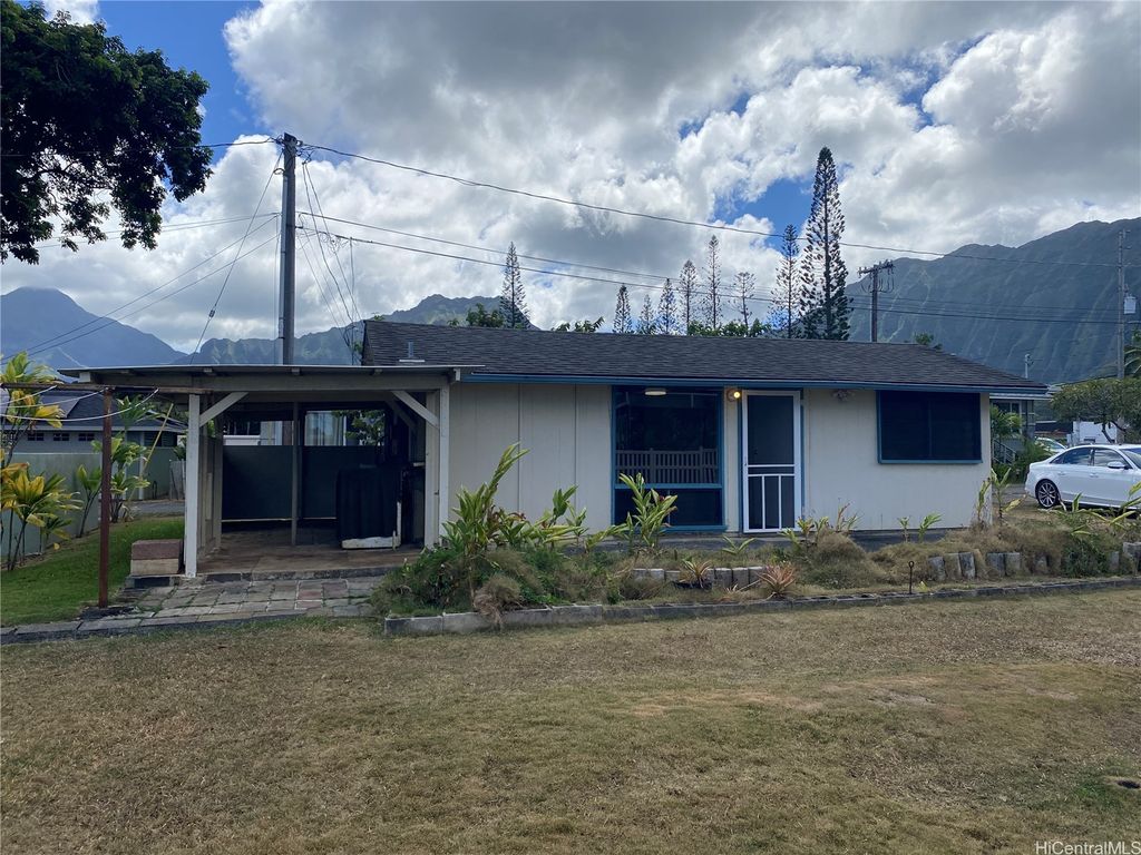 45-735 Kamehameha Highway A, Kaneohe, HI 96744