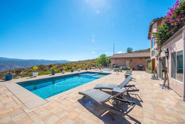 14909 Four Corners, Ramona, CA 92065