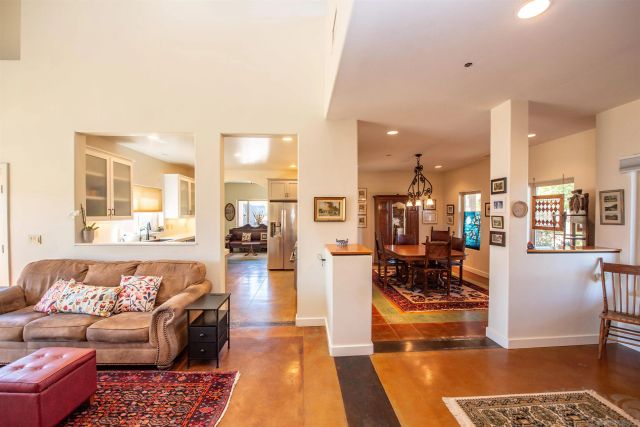 14909 Four Corners, Ramona, CA 92065