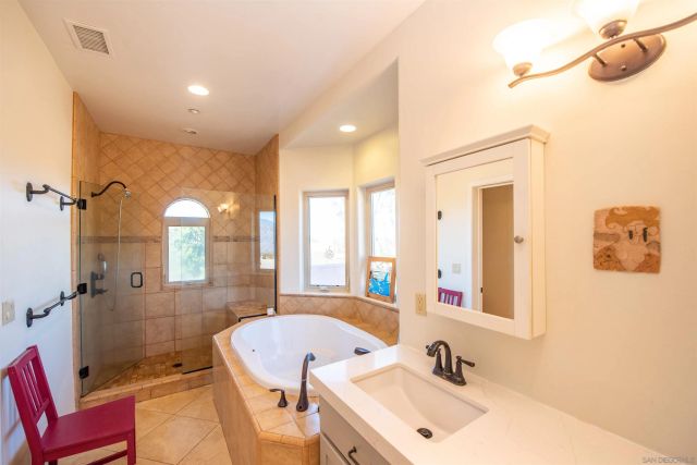 14909 Four Corners, Ramona, CA 92065