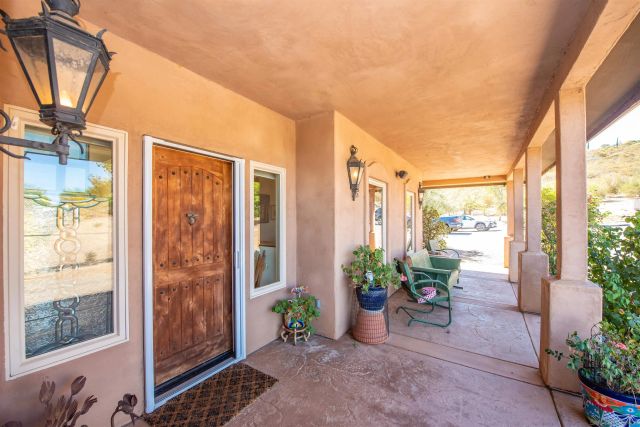14909 Four Corners, Ramona, CA 92065