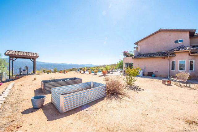 14909 Four Corners, Ramona, CA 92065