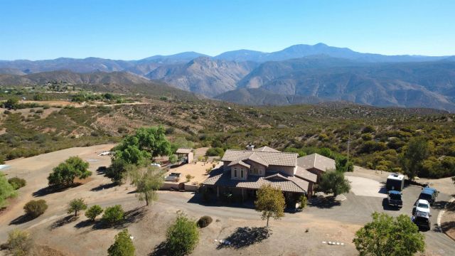 14909 Four Corners, Ramona, CA 92065