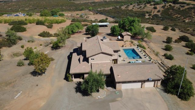 14909 Four Corners, Ramona, CA 92065