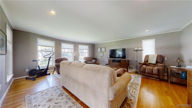 151 Grimsby Road West, Tonawanda, NY 14223