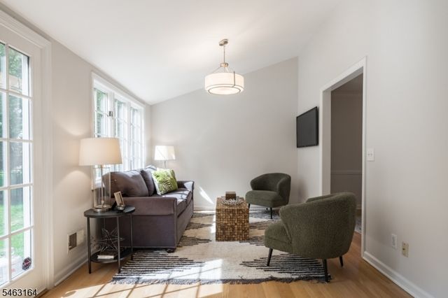 3 Plymouth Rd, Chatham Twp., NJ 07928