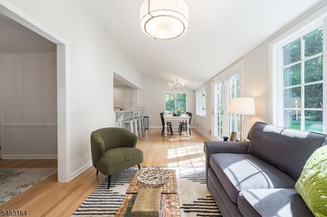 3 Plymouth Rd, Chatham Twp., NJ 07928