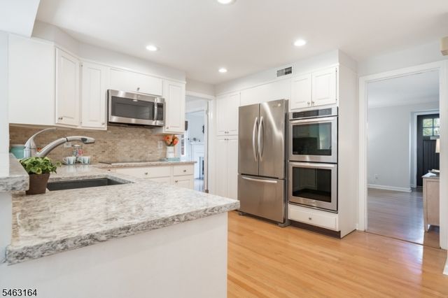 3 Plymouth Rd, Chatham Twp., NJ 07928