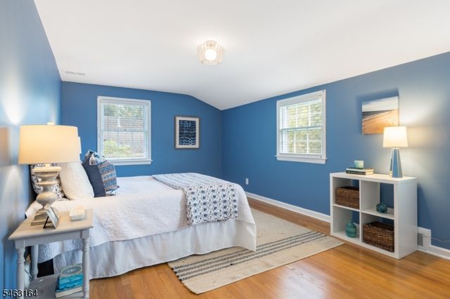 3 Plymouth Rd, Chatham Twp., NJ 07928