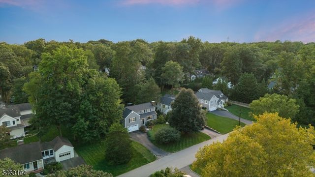 3 Plymouth Rd, Chatham Twp., NJ 07928