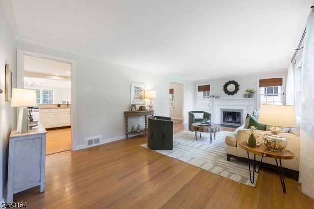 3 Plymouth Rd, Chatham Twp., NJ 07928