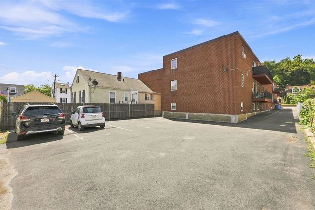 74 Springvale Ave 1, Chelsea, MA 02150